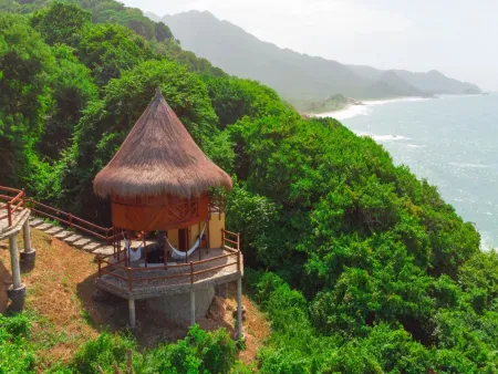 Ecohabs-Tayrona.webp 